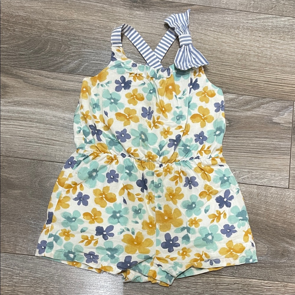 $10 w/ min $20 spend- Emma’s Garden floral romper 2T | spring outfit w/ bow